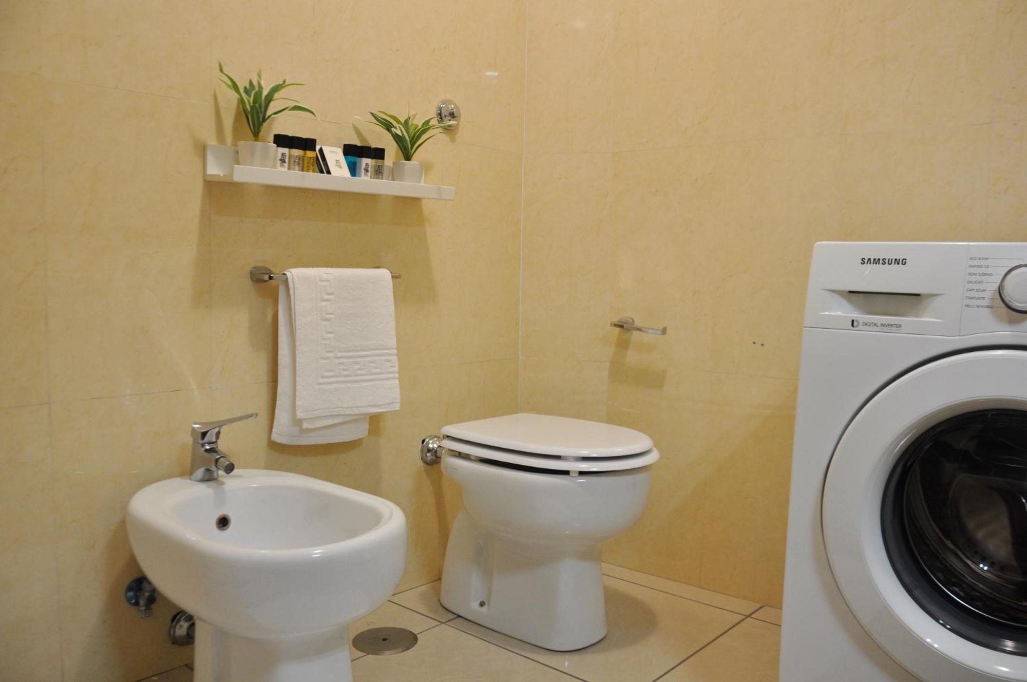 Le Muse Apartment Caserta Ngoại thất bức ảnh