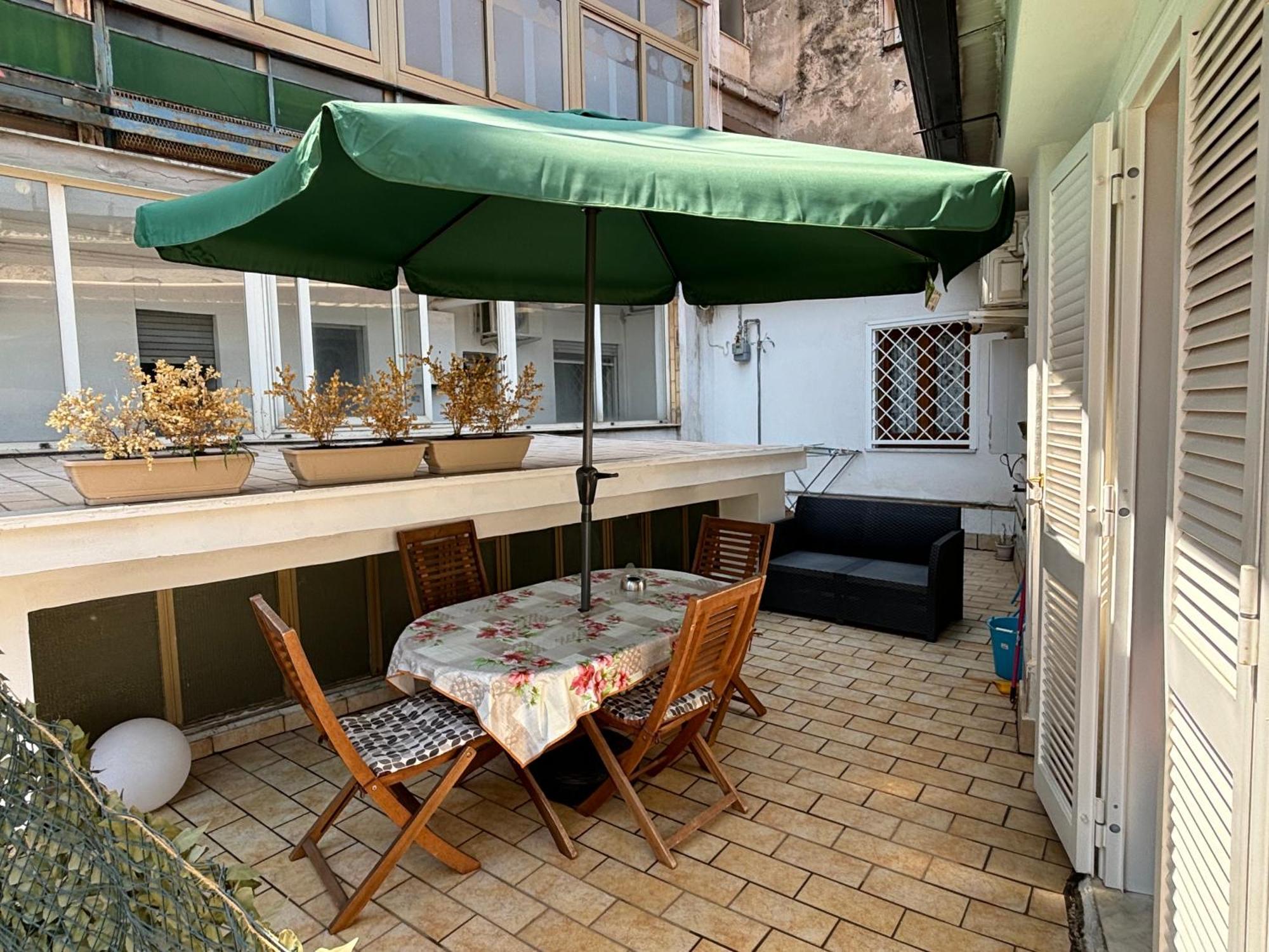Le Muse Apartment Caserta Ngoại thất bức ảnh